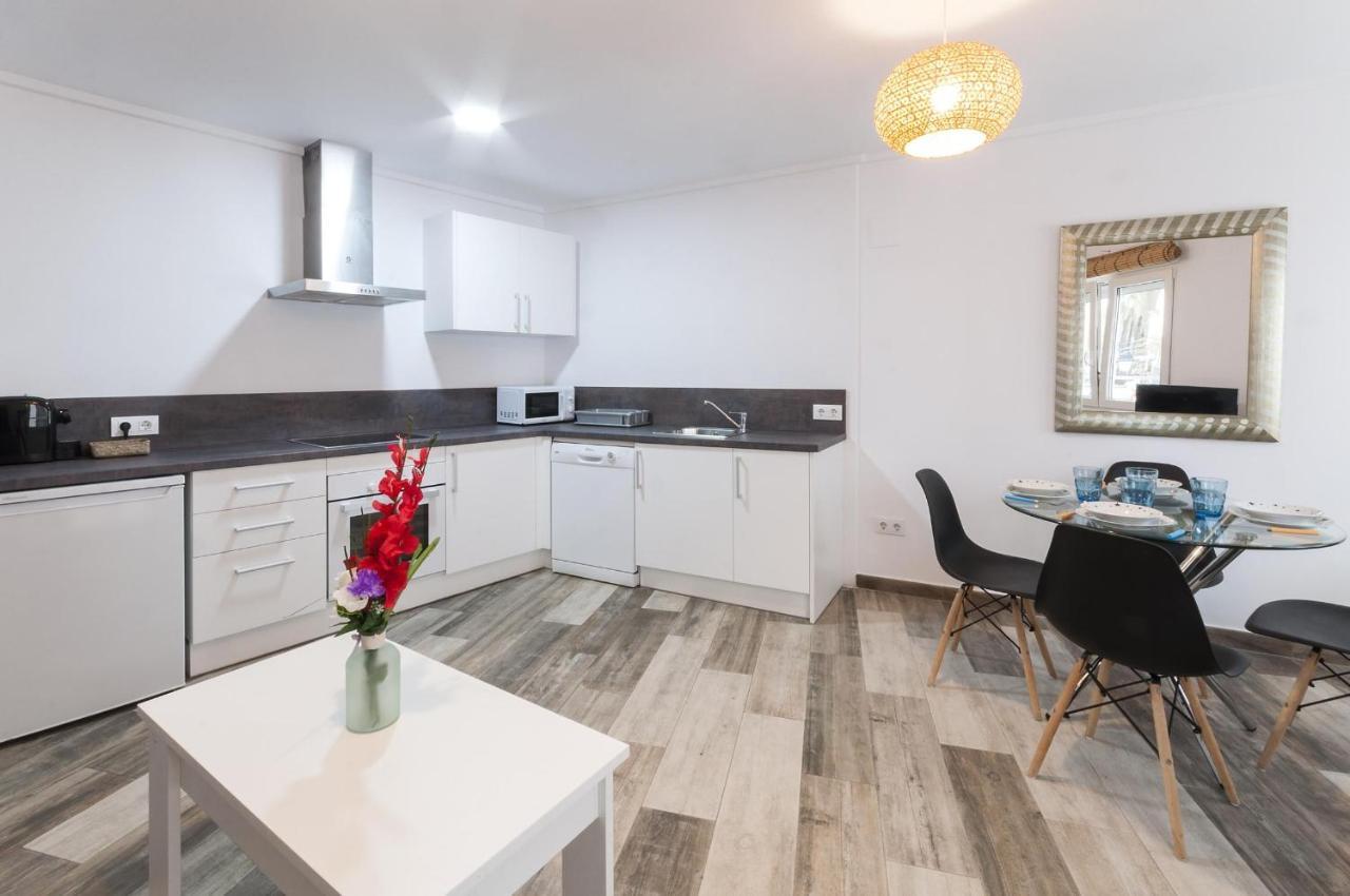 Apartamentos Al-Andalusi Dénia Esterno foto