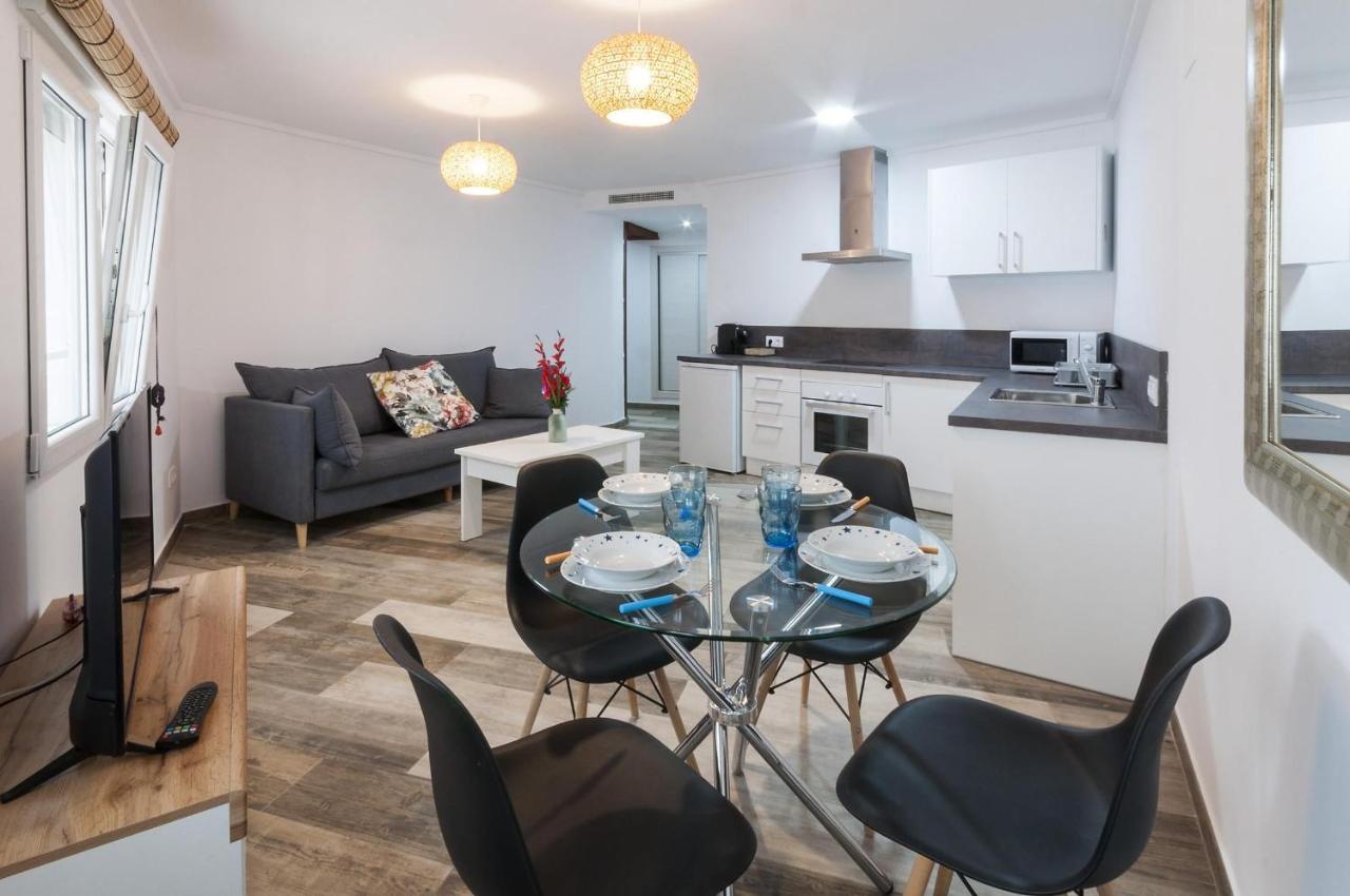 Apartamentos Al-Andalusi Dénia Esterno foto