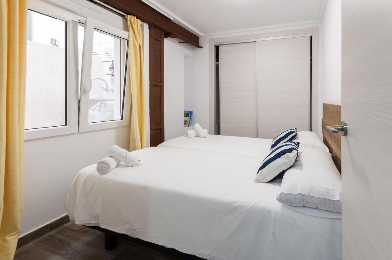 Apartamentos Al-Andalusi Dénia Esterno foto