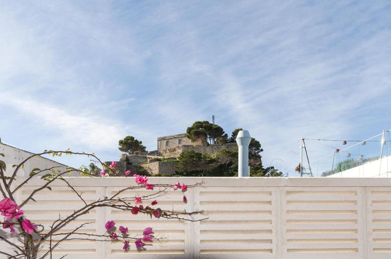 Apartamentos Al-Andalusi Dénia Esterno foto