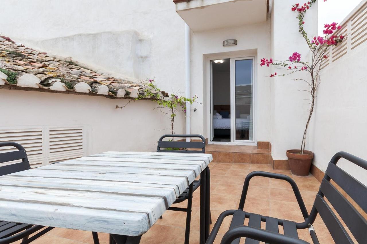 Apartamentos Al-Andalusi Dénia Esterno foto