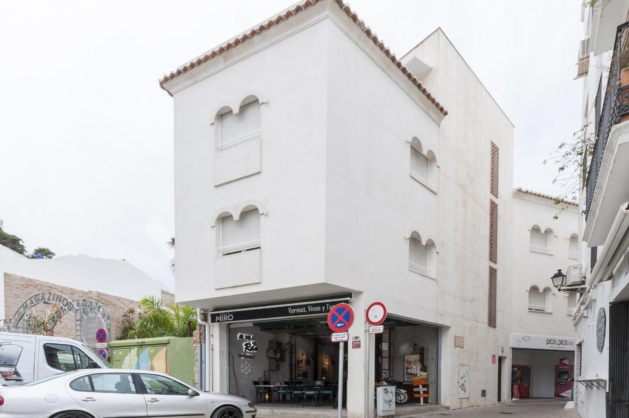 Apartamentos Al-Andalusi Dénia Esterno foto