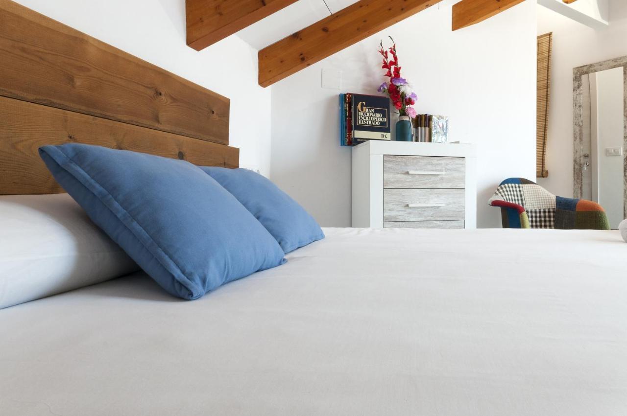 Apartamentos Al-Andalusi Dénia Esterno foto