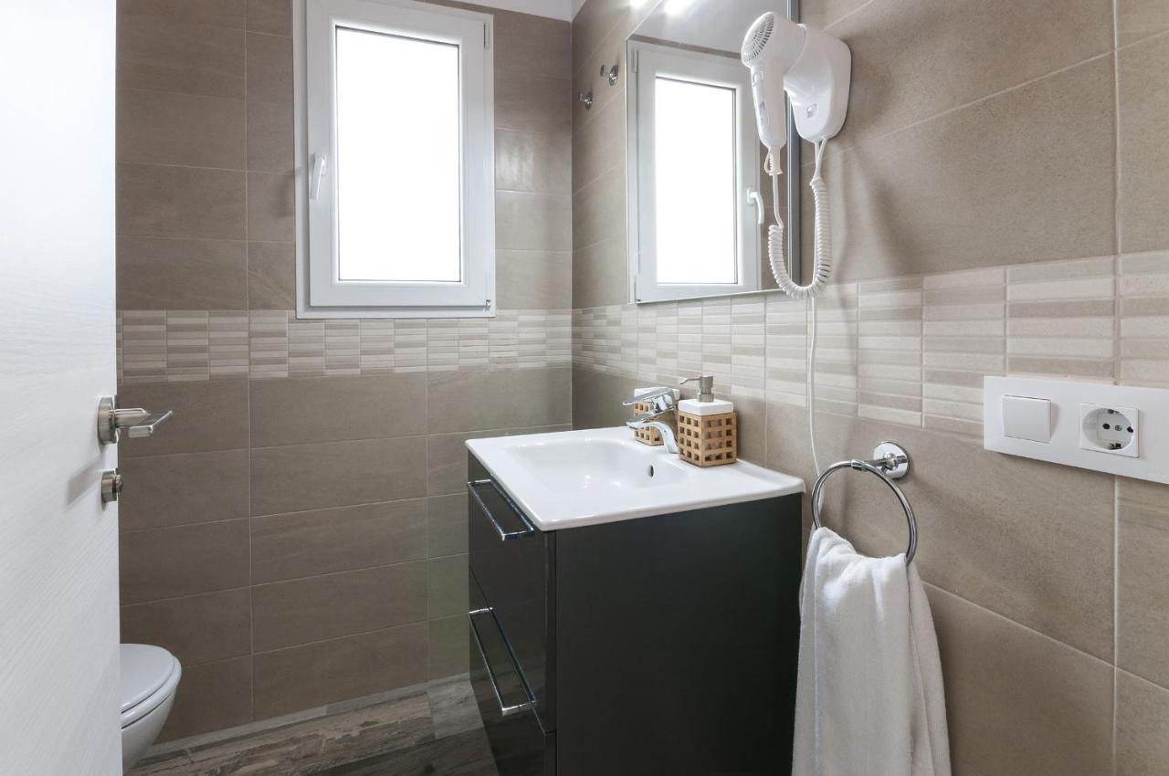 Apartamentos Al-Andalusi Dénia Esterno foto
