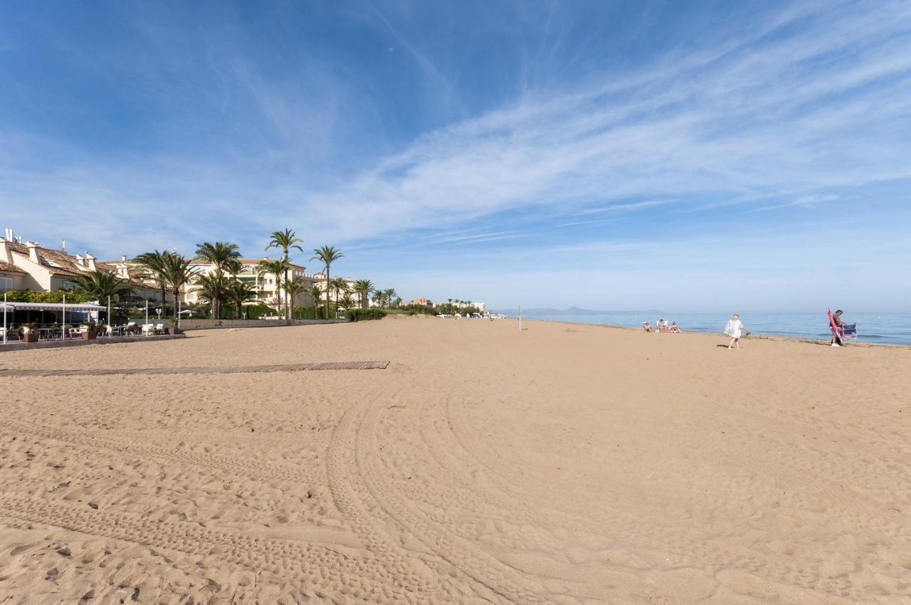 Apartamentos Al-Andalusi Dénia Esterno foto