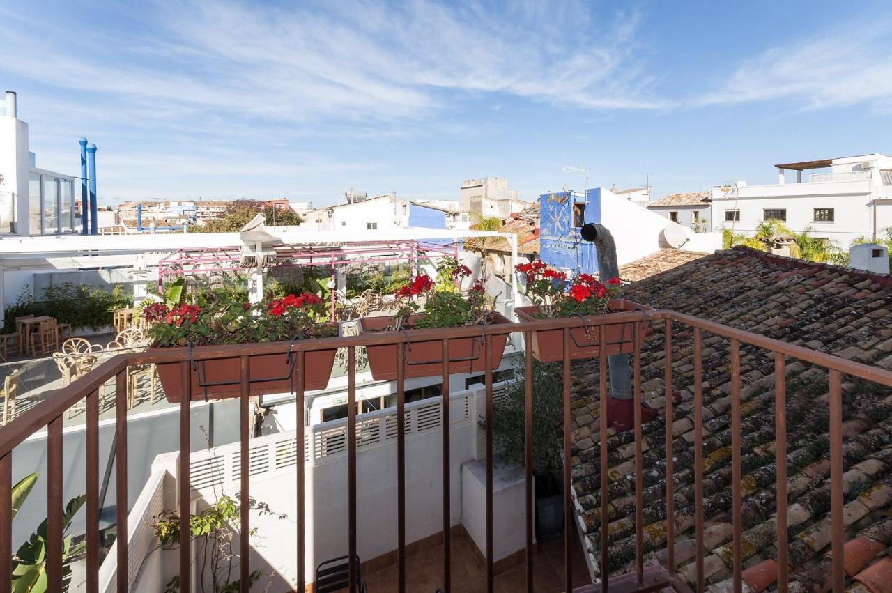 Apartamentos Al-Andalusi Dénia Esterno foto