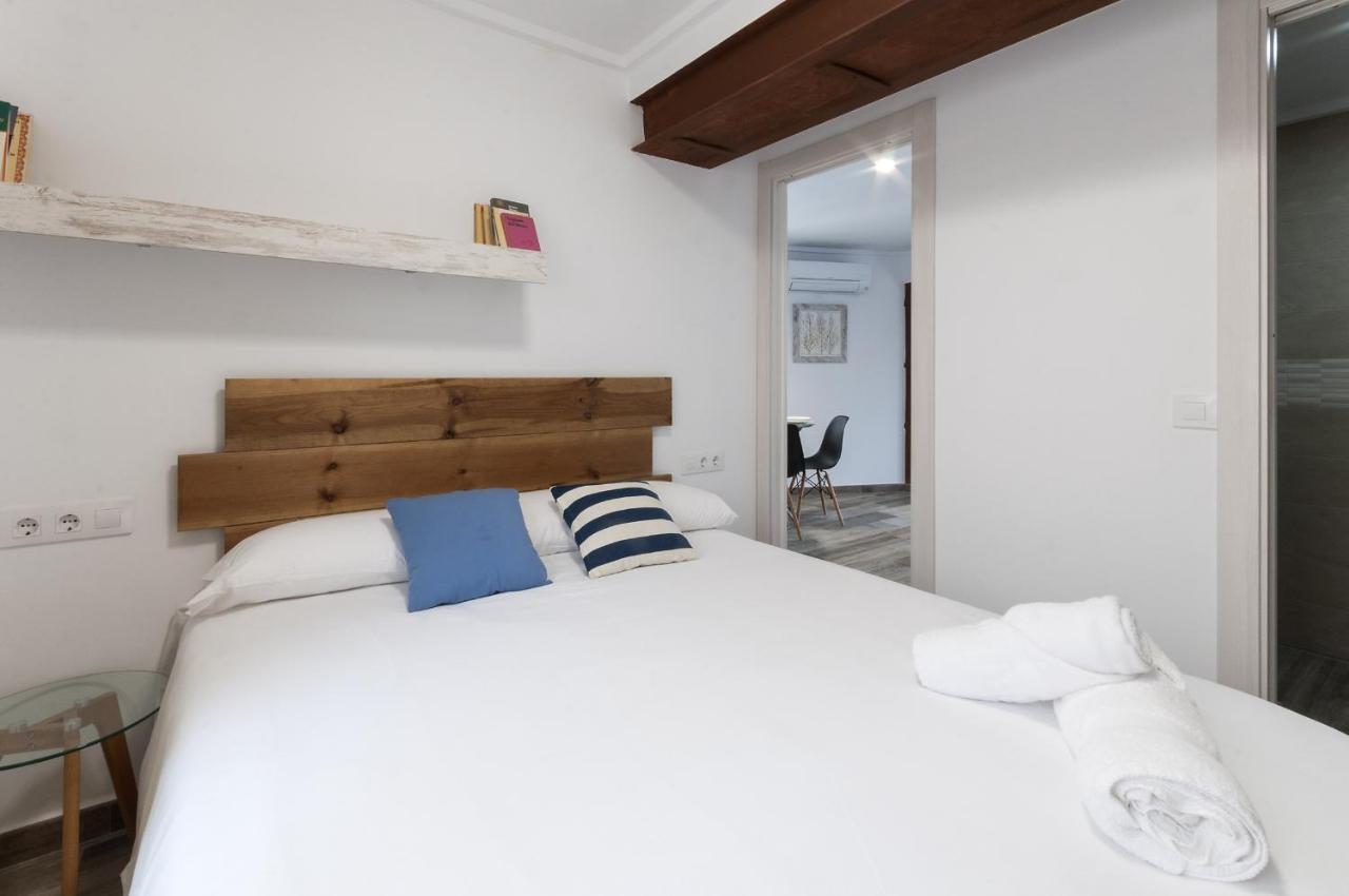 Apartamentos Al-Andalusi Dénia Esterno foto
