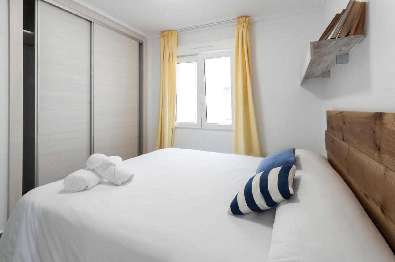 Apartamentos Al-Andalusi Dénia Esterno foto
