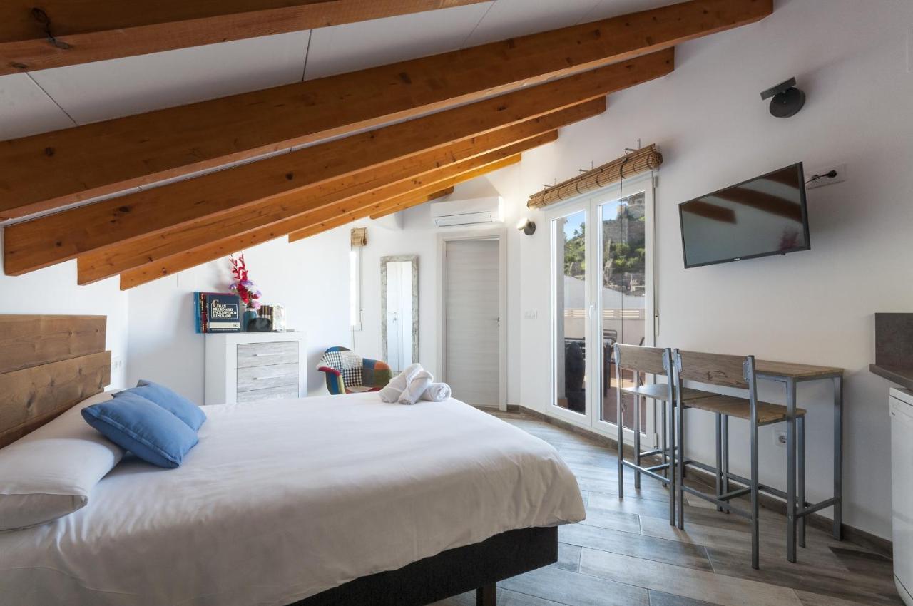 Apartamentos Al-Andalusi Dénia Esterno foto