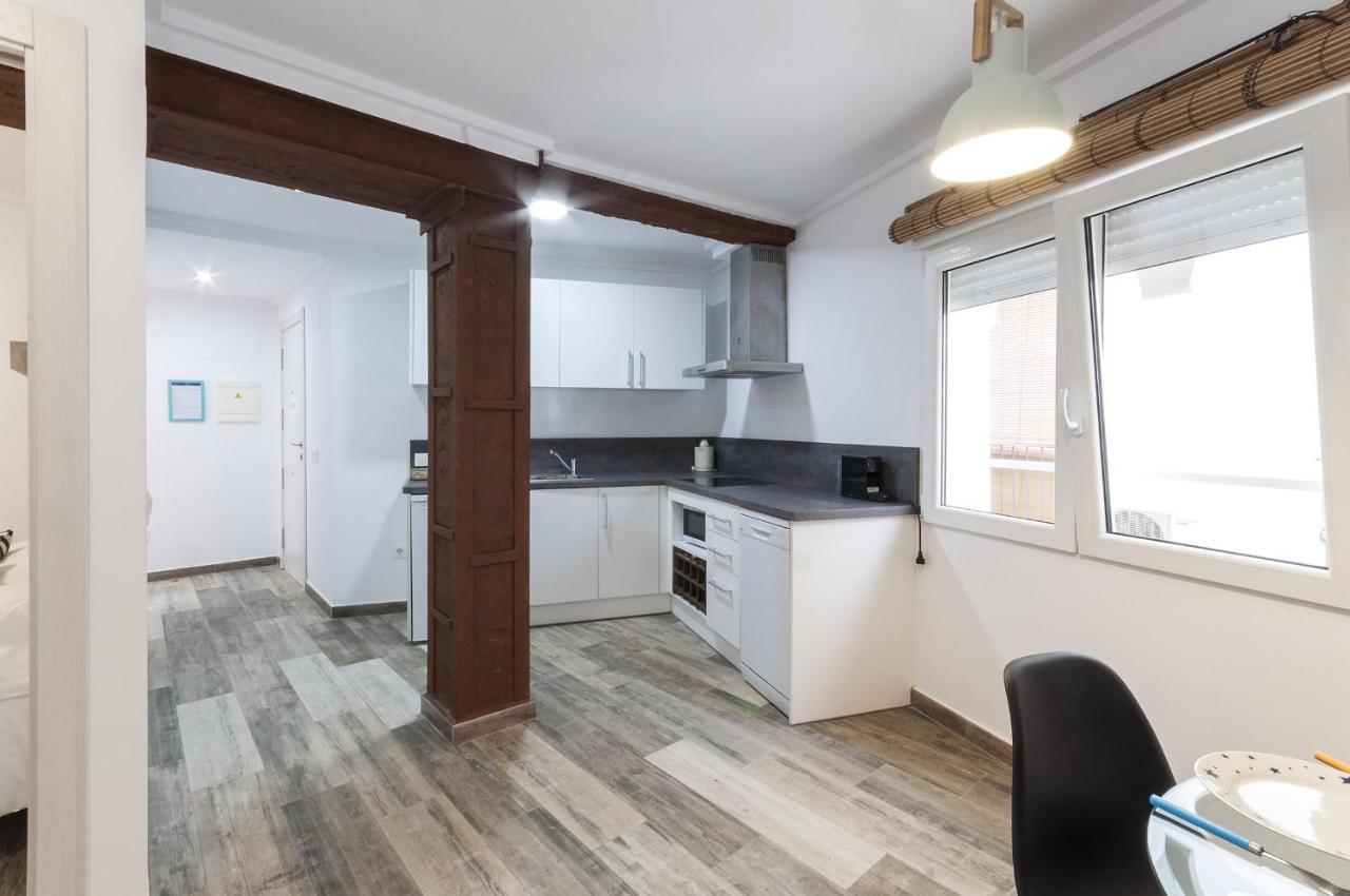 Apartamentos Al-Andalusi Dénia Esterno foto