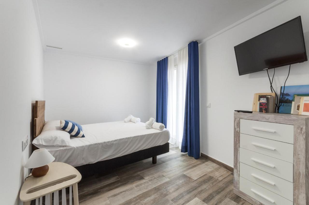 Apartamentos Al-Andalusi Dénia Esterno foto